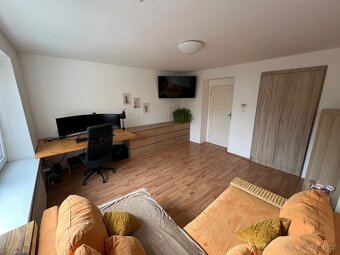 Prodej bytu 2+1 56 m² Adamov - 8