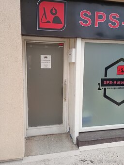Obchod s výlohou 53m, v Ústí n. Lab.-Klíše + zahrada 47 m2 - 8