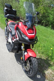 Honda X-ADV 750 LeoVince - 8