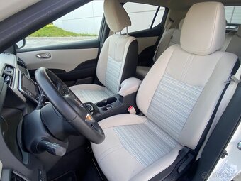 Nissan LEAF e+Connecta 62 kWh 2022 - 8