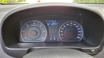 Hyundai i30 1.6 diesel 85kw - 8