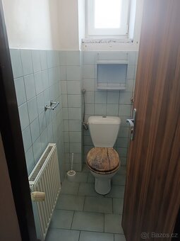 Pronajmu pokoj v rodinném domě ve Starém Městě. - 8