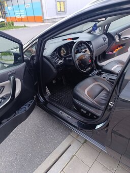 Prodám Kia Ceed sw 1.6 crdi 94kw rok 2015 - 8