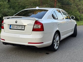 Škoda Octavia RS 2.0 TDI CR DSG - 8