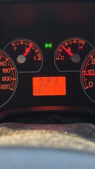 Fiat grande Punto 1.2 - 8