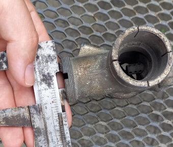 torzo/těleso karburátoru Graetzin KF 22/63 - 8