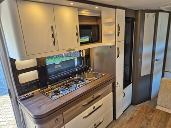 Karavan Hobby Excellent Edition 545 KMF - 8