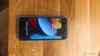 iPhone 7 32GB - černý, 82 % baterie + sklo a obal - 8