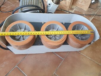 Podavač materiálu MAGGI STEFF 2033 - 8 rychlostí - 8