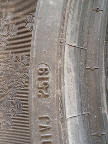 ZIMNÍ SEMPERIT 235/55R18 - 8