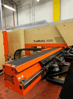Laserový-vysekávací stroj TRUMPF Trumatic 3000L - 8