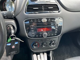 Fiat Grande Punto 1.3 JTD 62KW r.v.12/2014 - 8