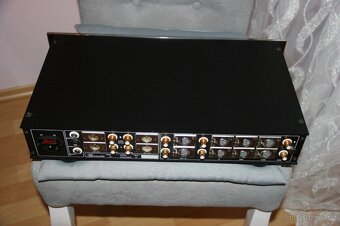 Burmester 877 XLR High End Stereo Preamplifier použitý - 8