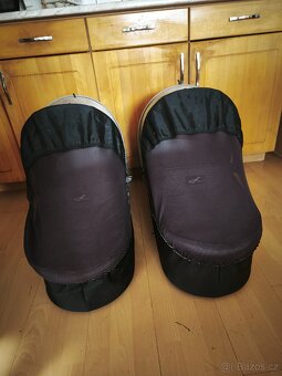 Kočár pro dvojčata - 8