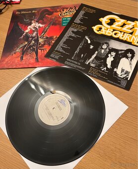 Ozzy Osbourne – The Ultimate Sin - 8