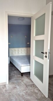 Dejvické 2+kk – útulný byt, blízko metra i kaváren - 8