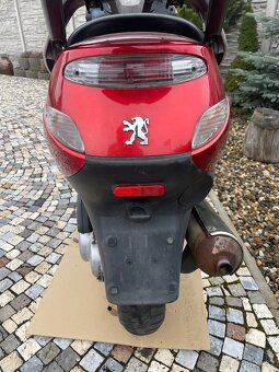 Peugeot Elystar 125 ccm rok 2004 - 8