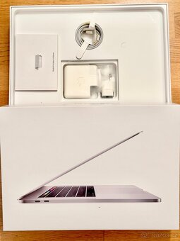MacBook Pro 15” Retina/ i7/ 256GB/2018 - 8