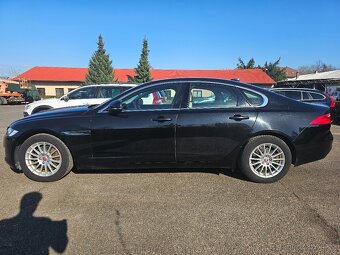 JAGUAR XF 2019 2.0 25D 177kW SEDAN,VÝHŘEVY,KŮŽE,NAVI - 8
