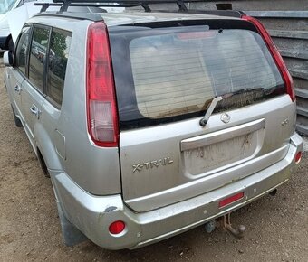 ND z Nissan X-Trail 2184.cm3 100.kw nafta r.v.2004 (K56) - 8
