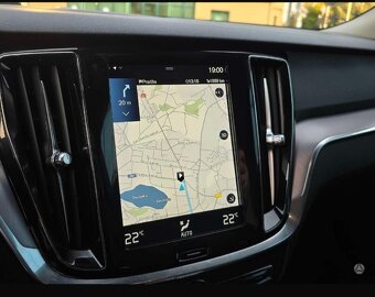 Volvo v60 r 2018 2.0d 92000km manual STK 12. 2026 - 8