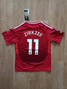 Manchester United 24/25 - 8