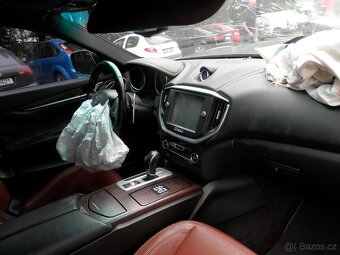 Maserati Ghibli 3.0i V6 Kůže, Navi, Havarované - 8