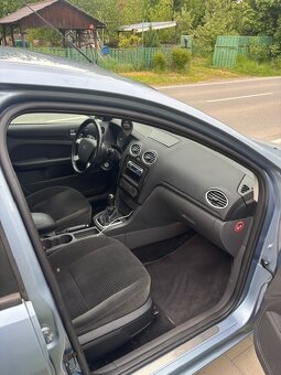 Ford Focus - 8