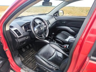 mitsubishi outlander 7-mist - 8