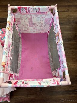 Postýlka a autosedačka pro panenky + peněženka jednorožec - 8