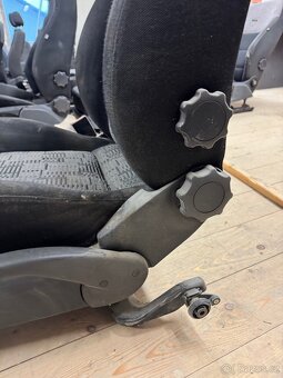 VW Passat B5, B5,5, přední sedačky - 8