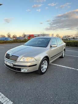 ŠKODA OKTAVIA - 8