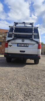 T6 Transporter Combi obytný 140 PS 2015 - 8