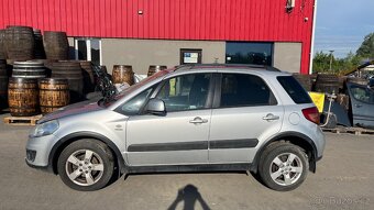 328. Suzuki SX-4 1.9DDiS Na náhradní díly - 8