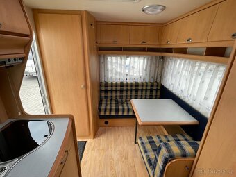PRODÁNO Hobby De luxe 400, 4osoby, pevná postel, bojler - 8
