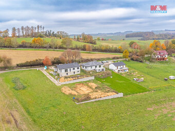 Prodej pozemku k bydlení, 884 m², Postupice, ul. Pozovská - 8