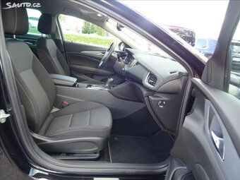 Opel Insignia, 2,0 CDTi 125kW automat STK 9/2026 - 8