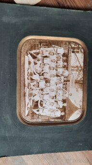 Staré fotografie na kartonu - 8