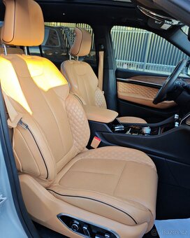 JEEP GRAND CHEROKEE 7 MÍST MASÁŽE VZDUCH - 8
