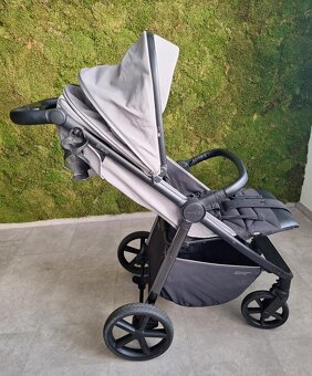 Sportovní kočárek Carrello Bravo Plus – TOP stav - 8