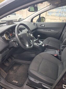 Prodám Peugeot 5008 2,0HDI 110kw r.v.2014 - 8