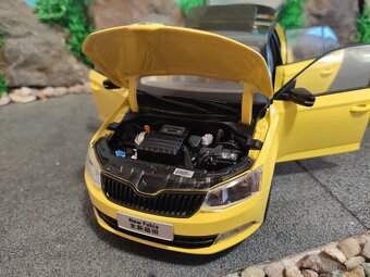 prodám nový model 1:18 škoda fabia 3 - 8
