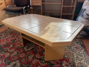 Prodám komody,skříně,kuchyň,botník,rohové sezení z masivu - 8