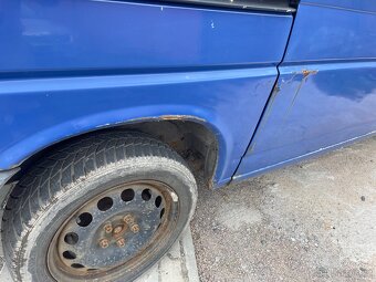 Vw caravelle t4 2,5 TDi na díly - 8