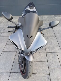 YAMAHA R1 - 2015 - 16.900km - 8