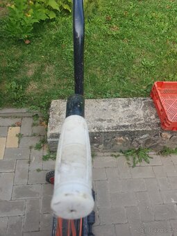 Ruční / sekačka / tráva / RST 450 - 8