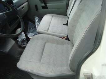 VW Transporter 1,9D - 8