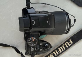 Prodám fotoaparát FujiFILM / FinePix S9200. - 8