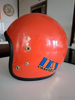 TRetro helmy Cassida - 8