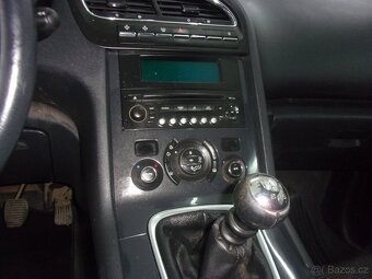 Peugeot 5008 2,0 HDi 7míst 150 - 8